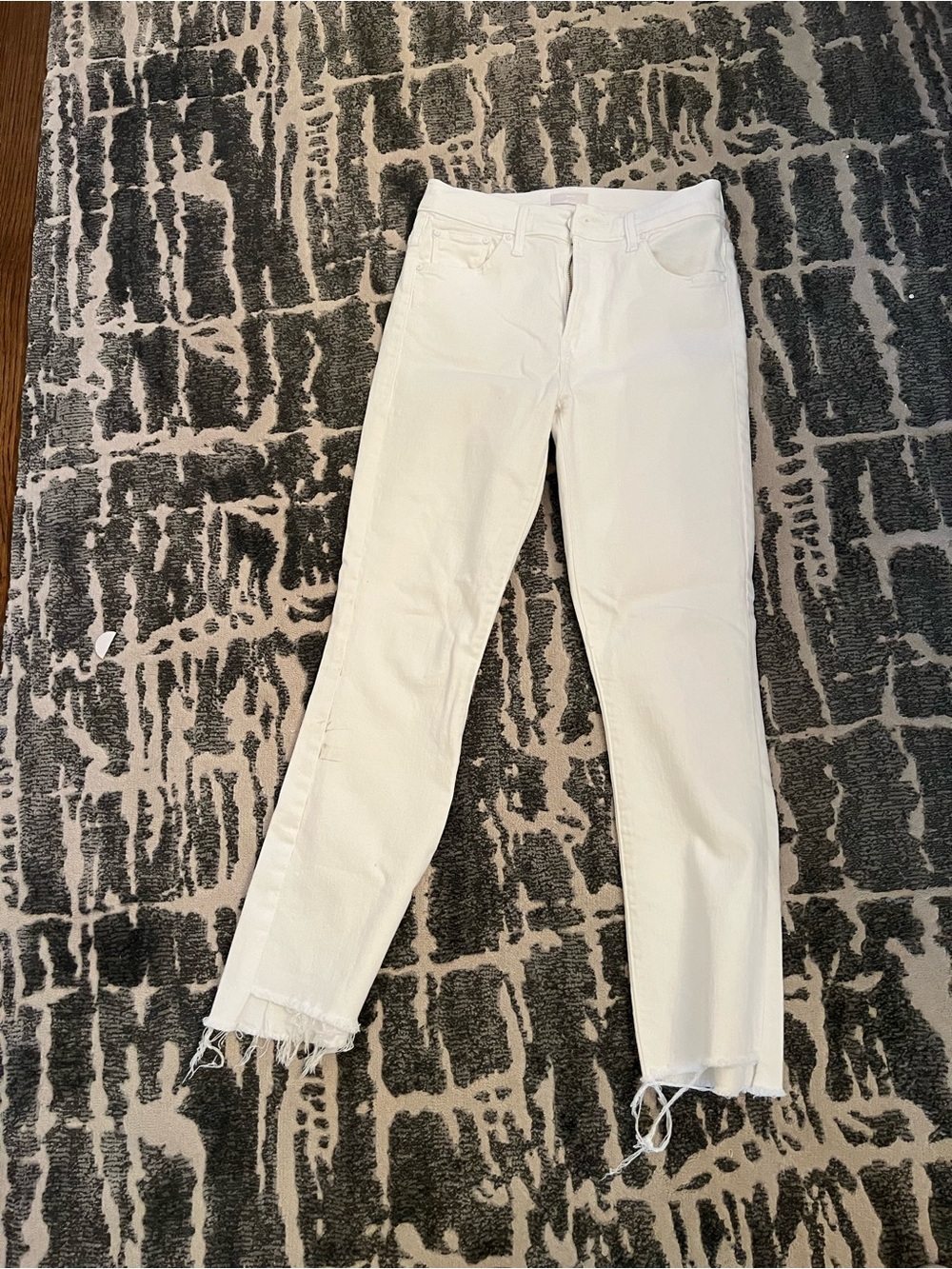MOTHER White Ankle Crop Straight Jeans